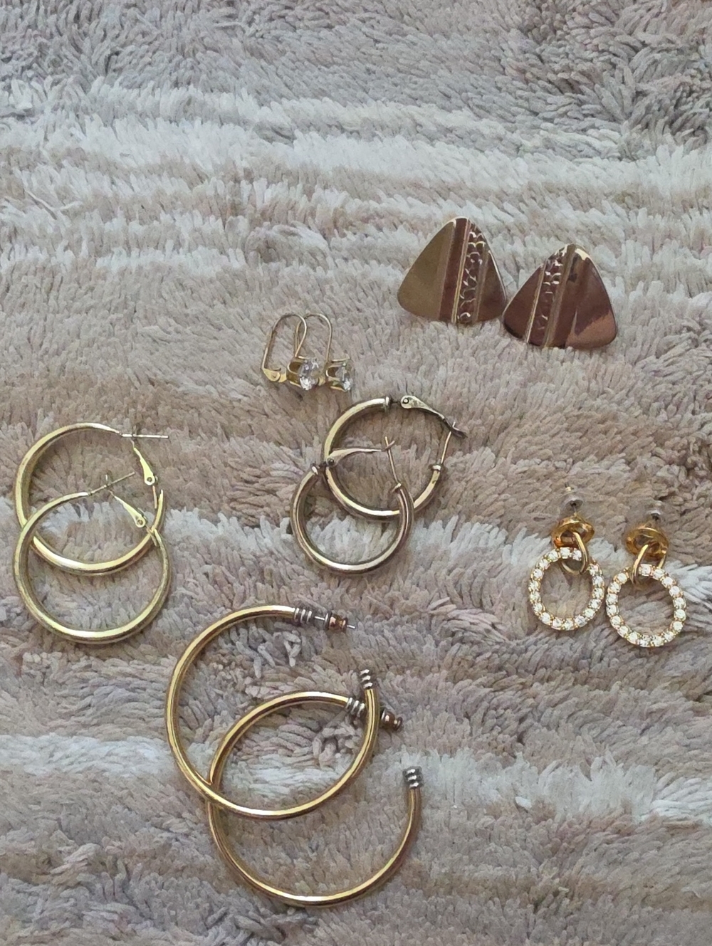 Gold Hoop Earrings Set